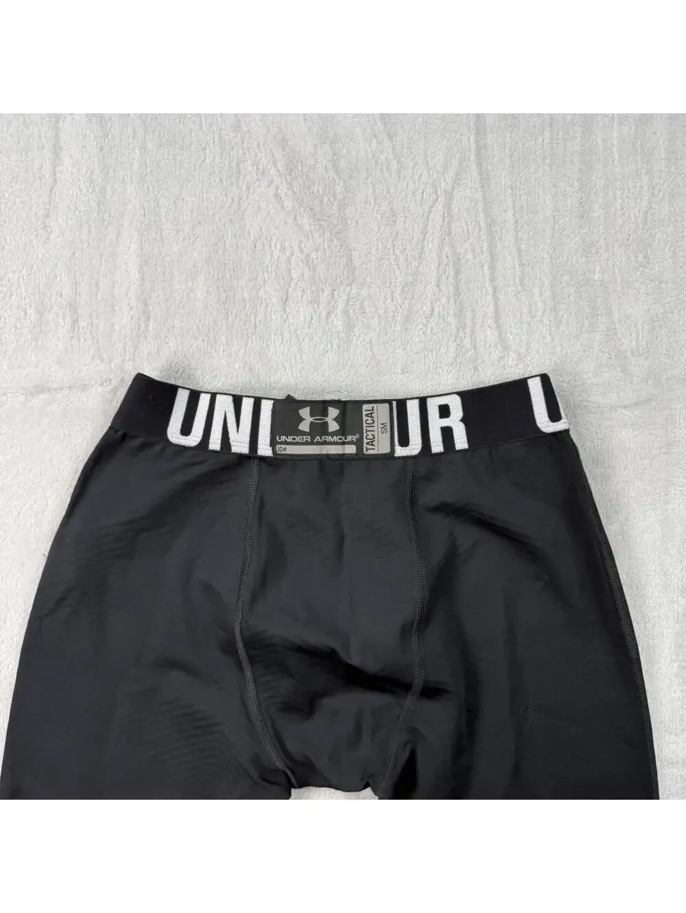 NWT Under Armour INFRARED Compression Pants Men S Fitted Coldgear Warm Sporty - Picture 9 of 10